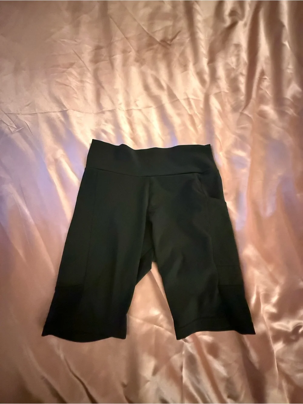 High-Rise Black Women's Bike Shorts with Side Pockets